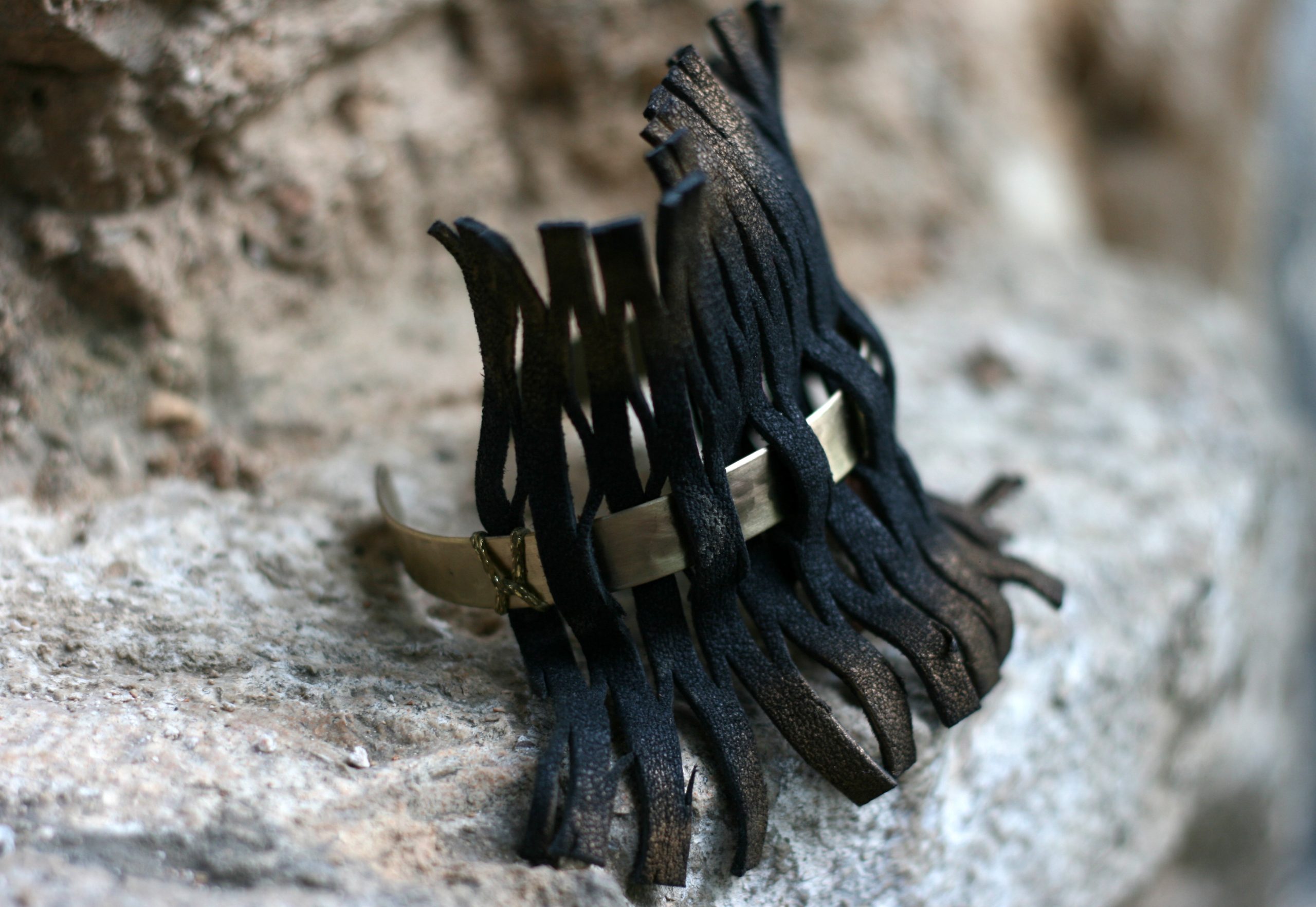 Cuff Βραχιόλι 'SHADOW'