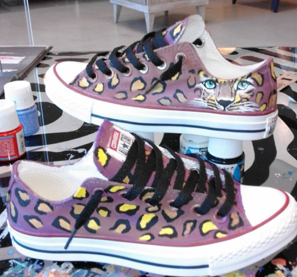 *Ζωγραφική στα παπούτσια / jeans σας*